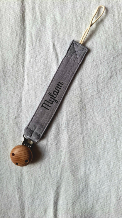 Attache tétine personnalisée couronne – prénom bébé | Ma Bulle Créative